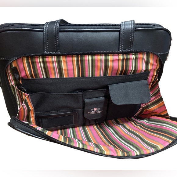 SwissGear Black Computer Bag - Picture 7 of 8